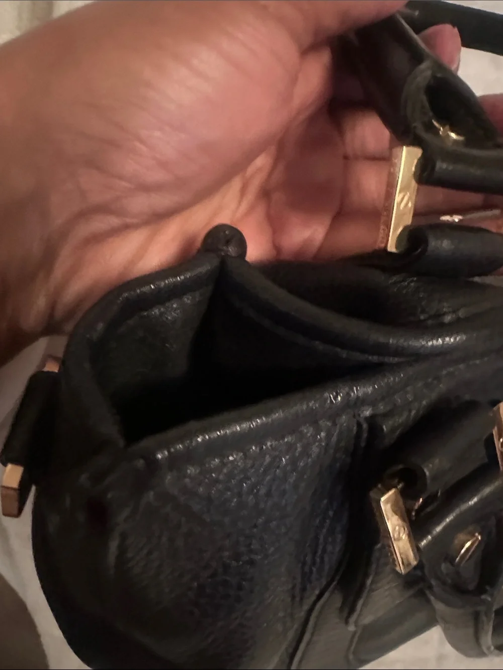 Tory Burch Black Leather Shoulder Bag with Gold Logo Medallion
